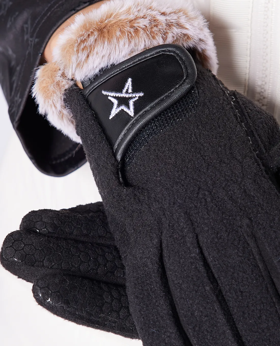 SWING OUT SISTER Winter Glove Black (Pair)