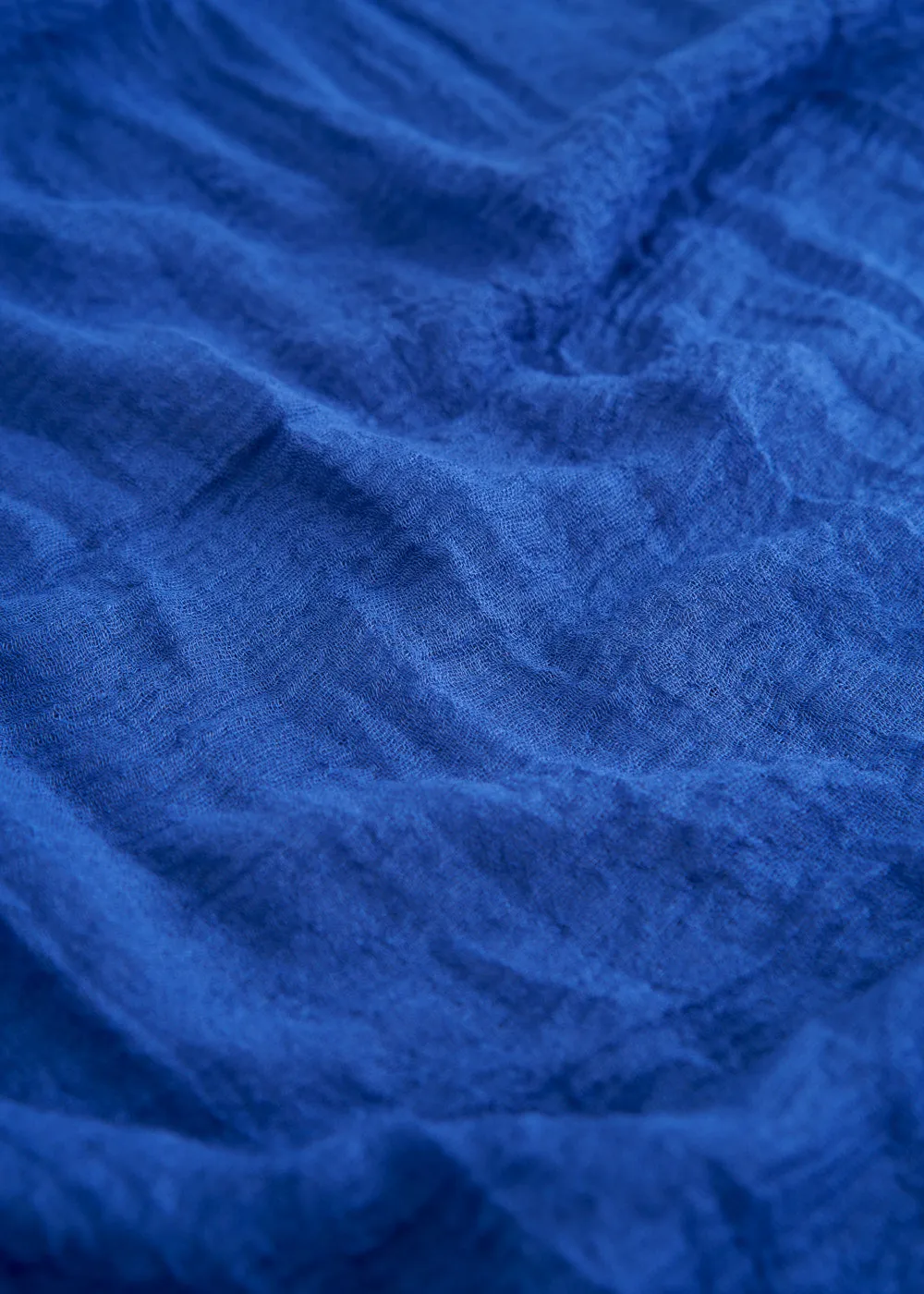 SYNTHIA SOFT SCARF - COBALT