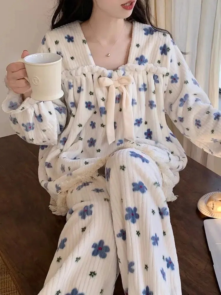 TAVIMART  -  Autumn Winter Women's Casual Blue Flowering Lovely Sweet Girl Warm Soft Sleepwear Loose Pajamas With Pants Flannel Pullover