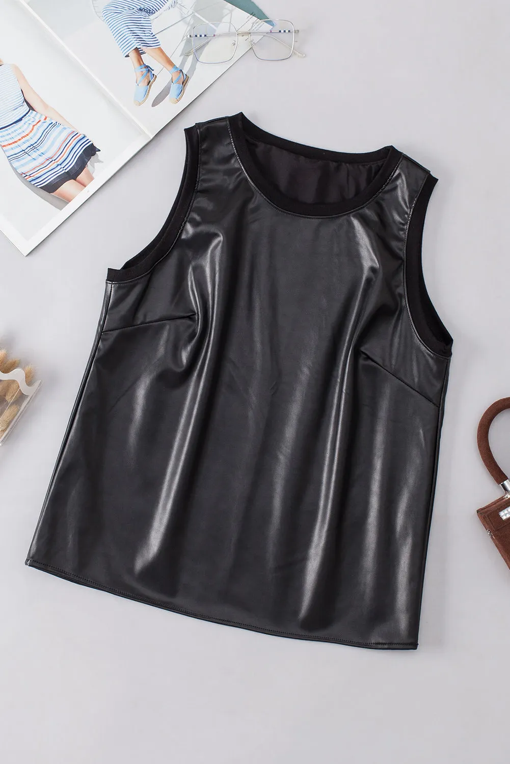 TEEK - Black Round Neck Tank