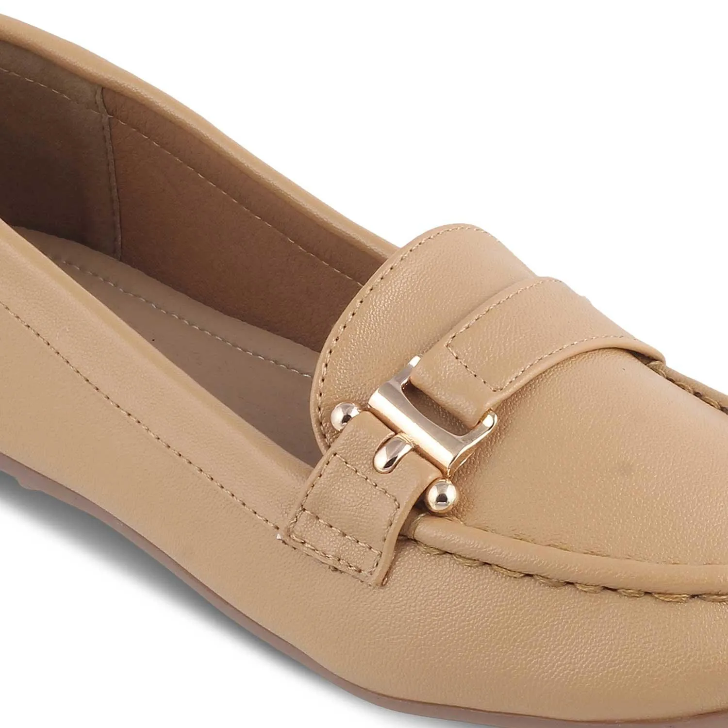 The Lativa Beige Women's Dress Loafers Tresmode