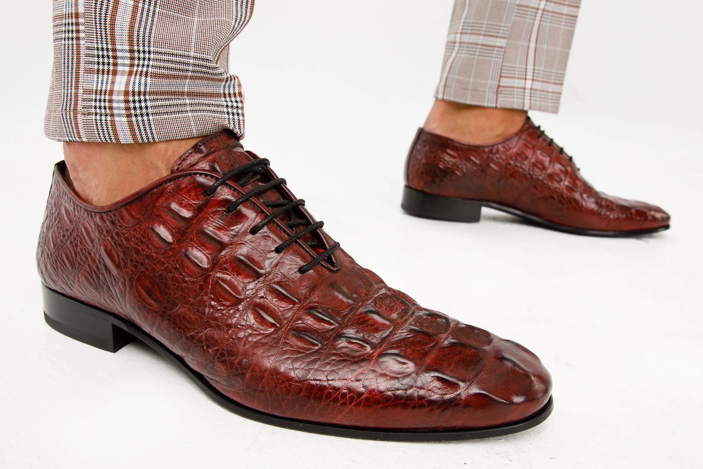 The Randor Burgundy Leather Oxford Men Shoe