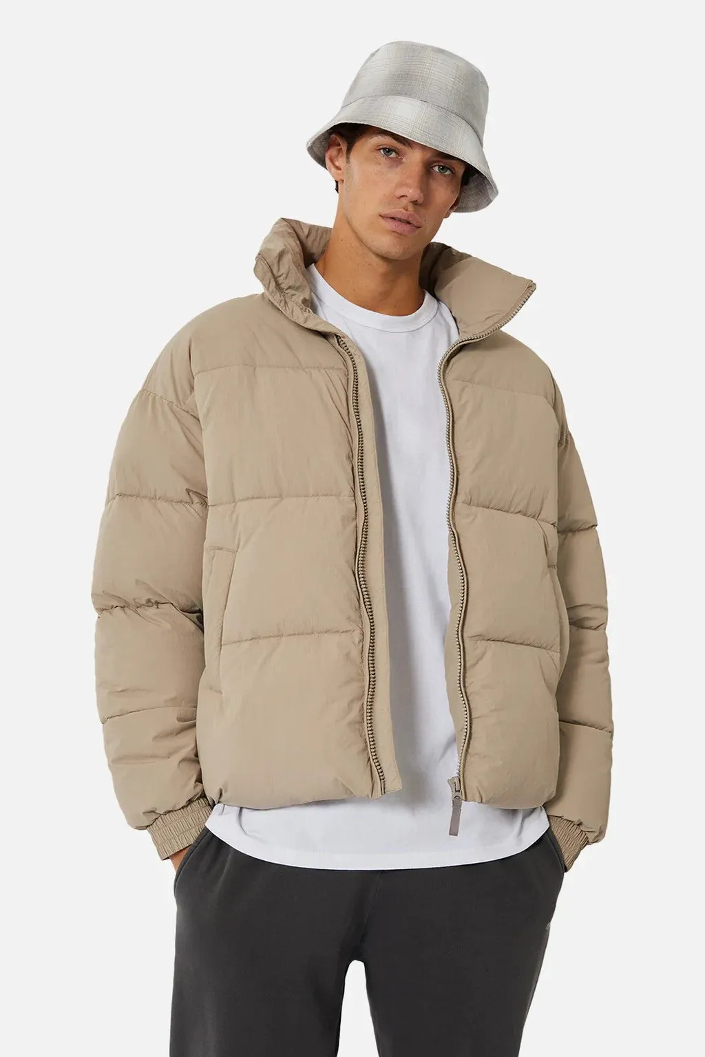 The Regent Puffer Jacket - Latte