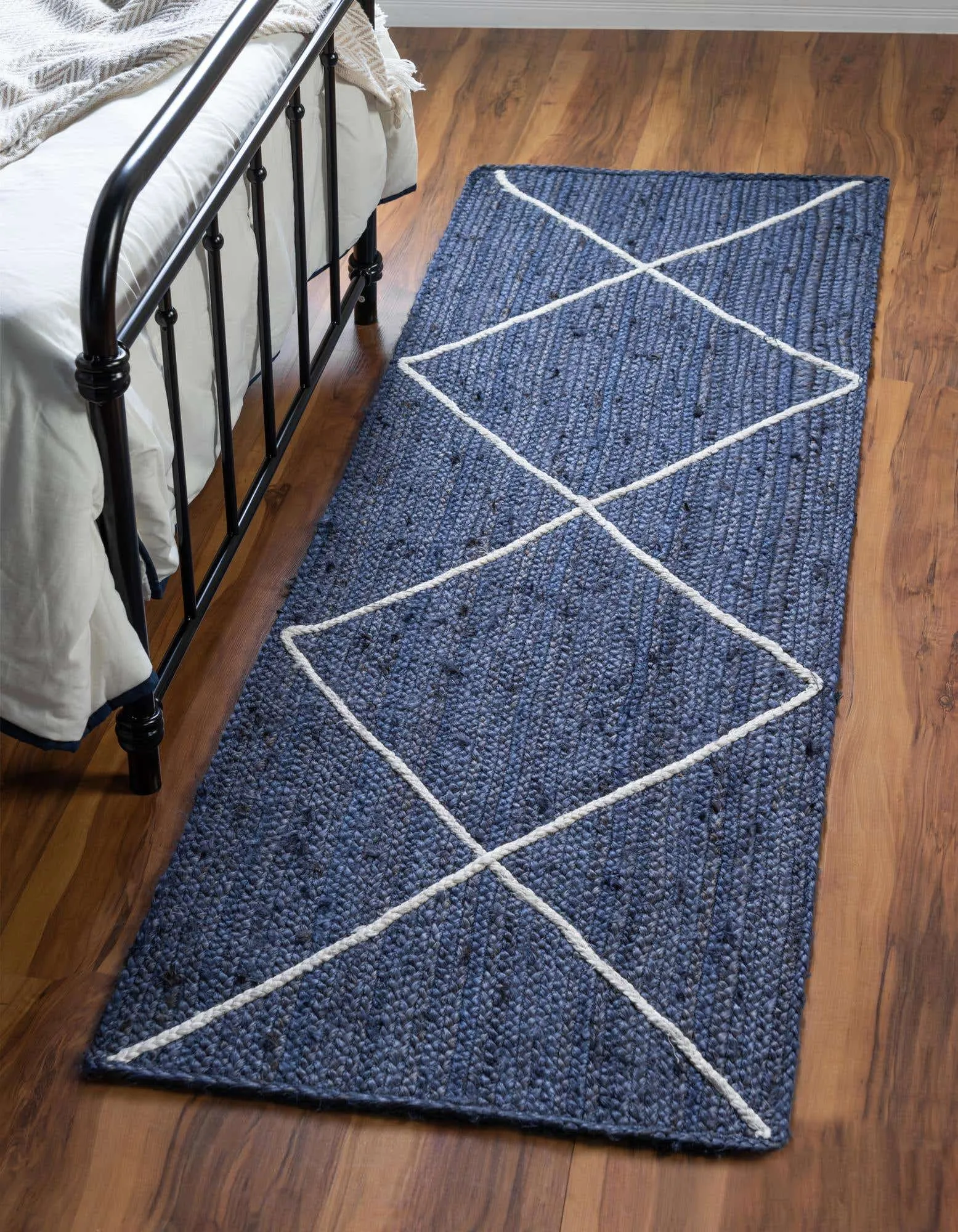 Trellis Braided Jute Rug