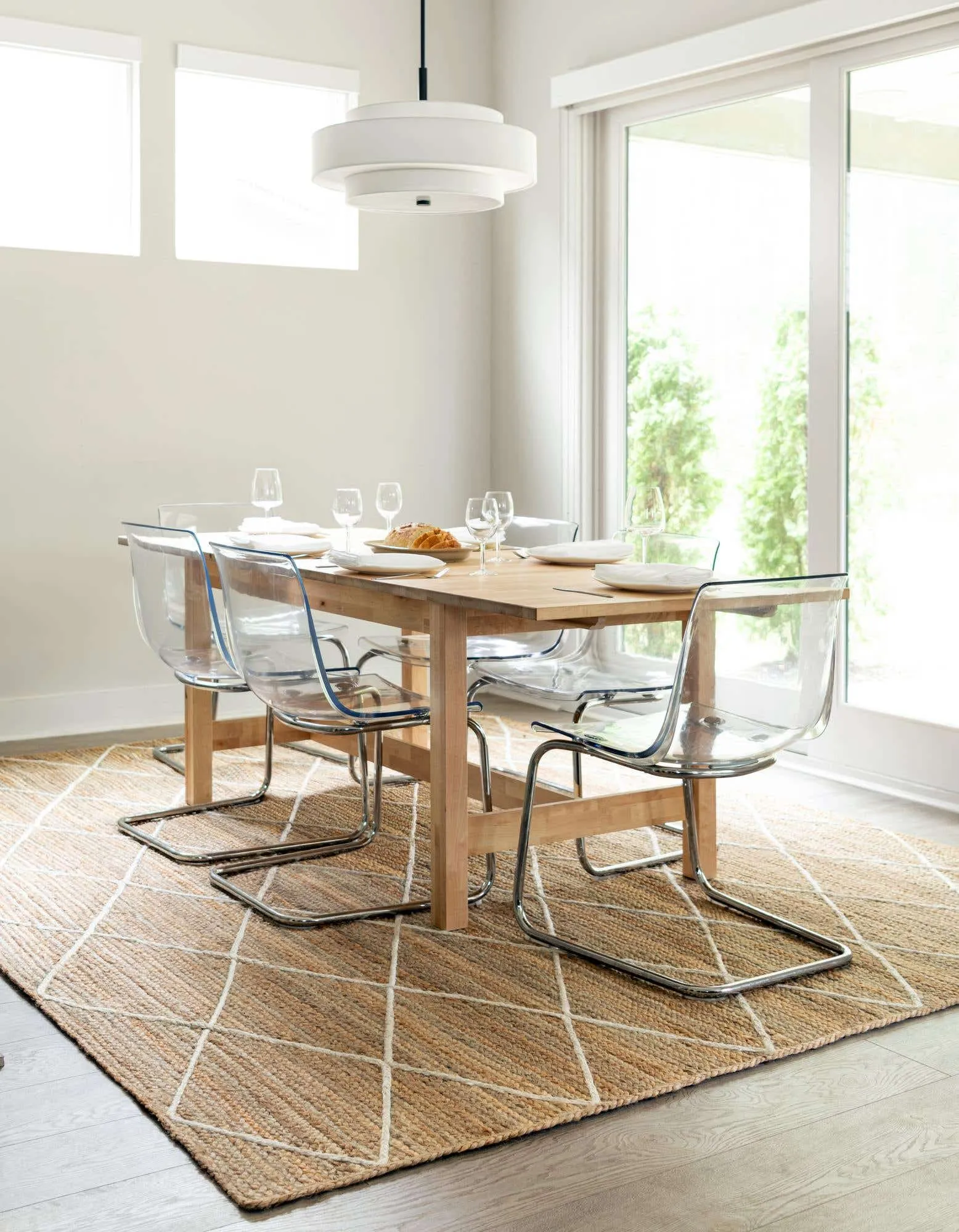 Trellis Braided Jute Rug