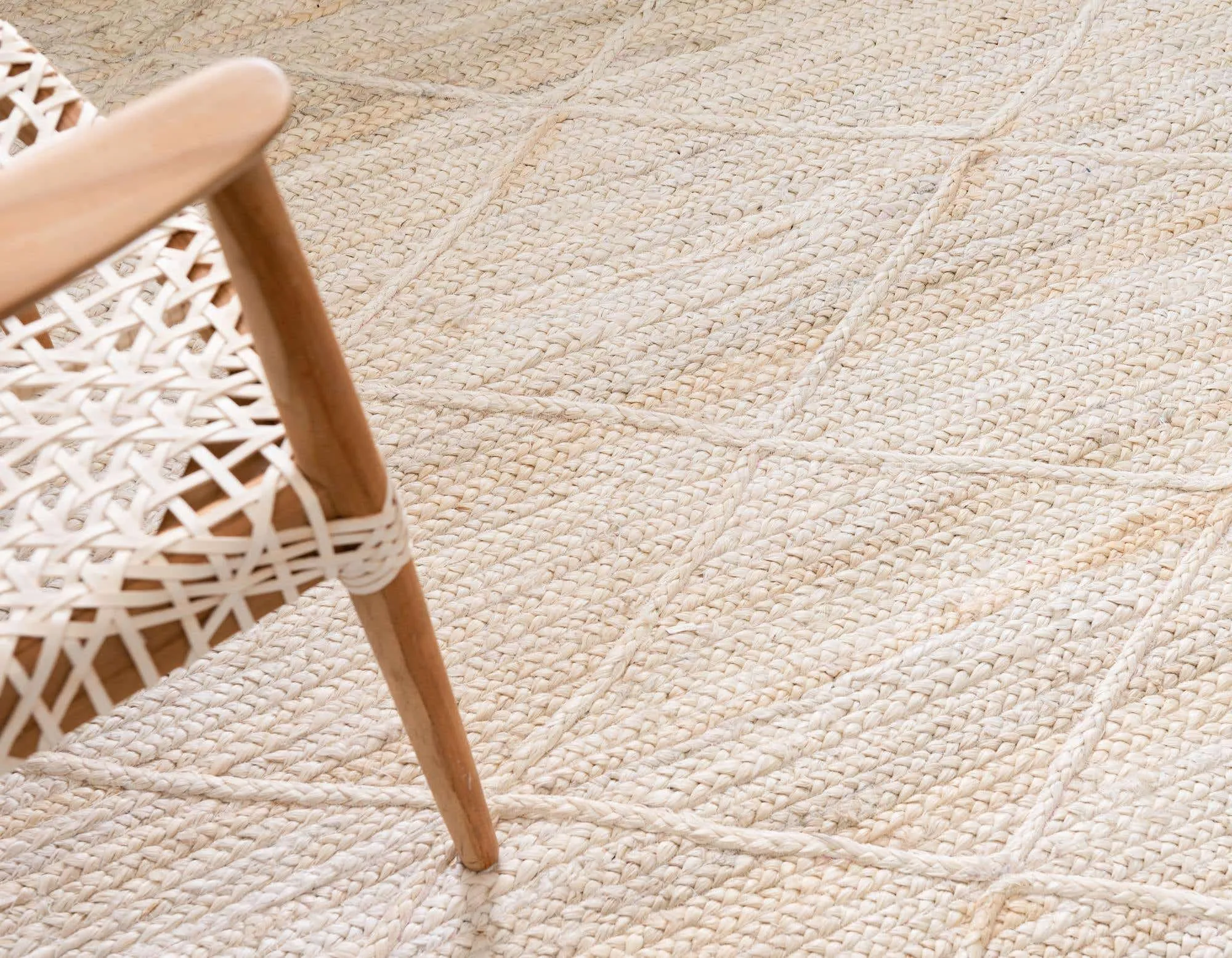 Trellis Braided Jute Rug