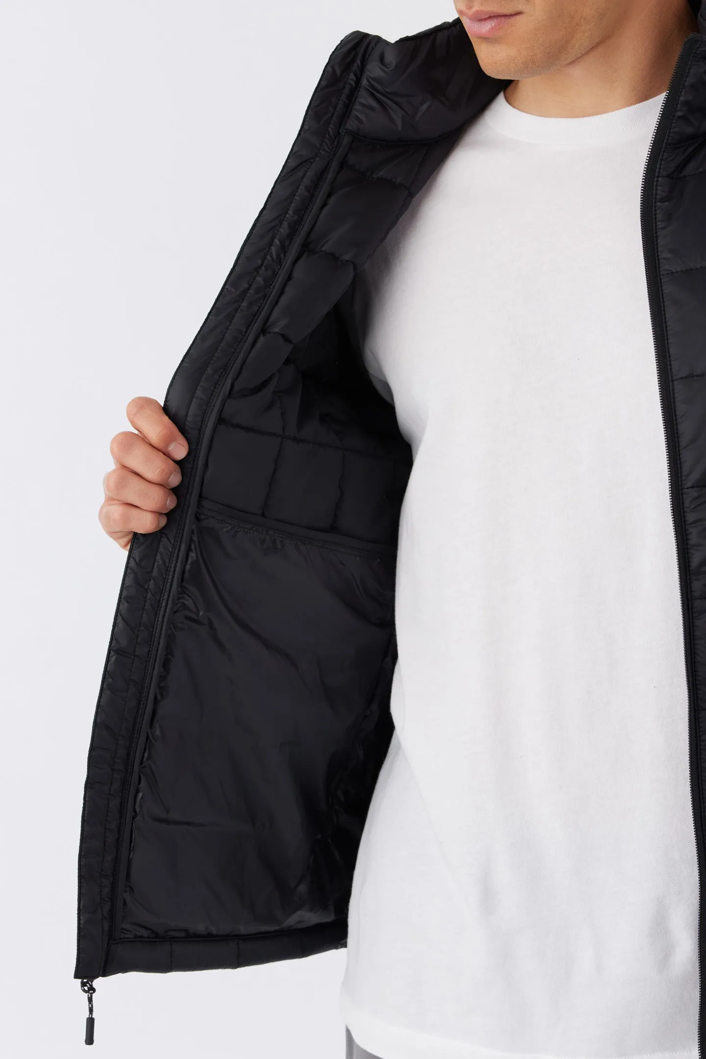 TRVLR AWAY PACKABLE JACKET