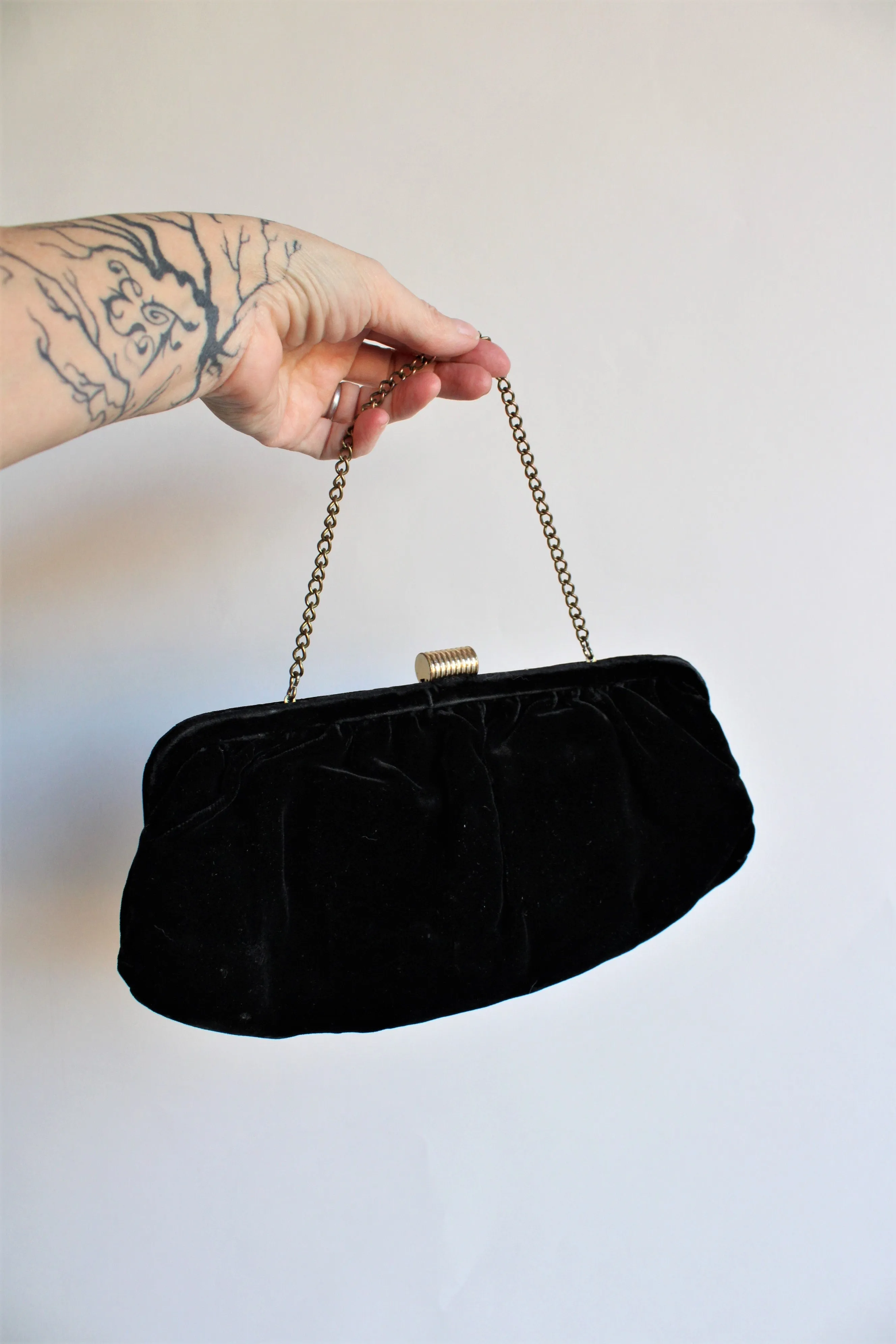 Vintage 1950s 1960s Black Velvet Clutch