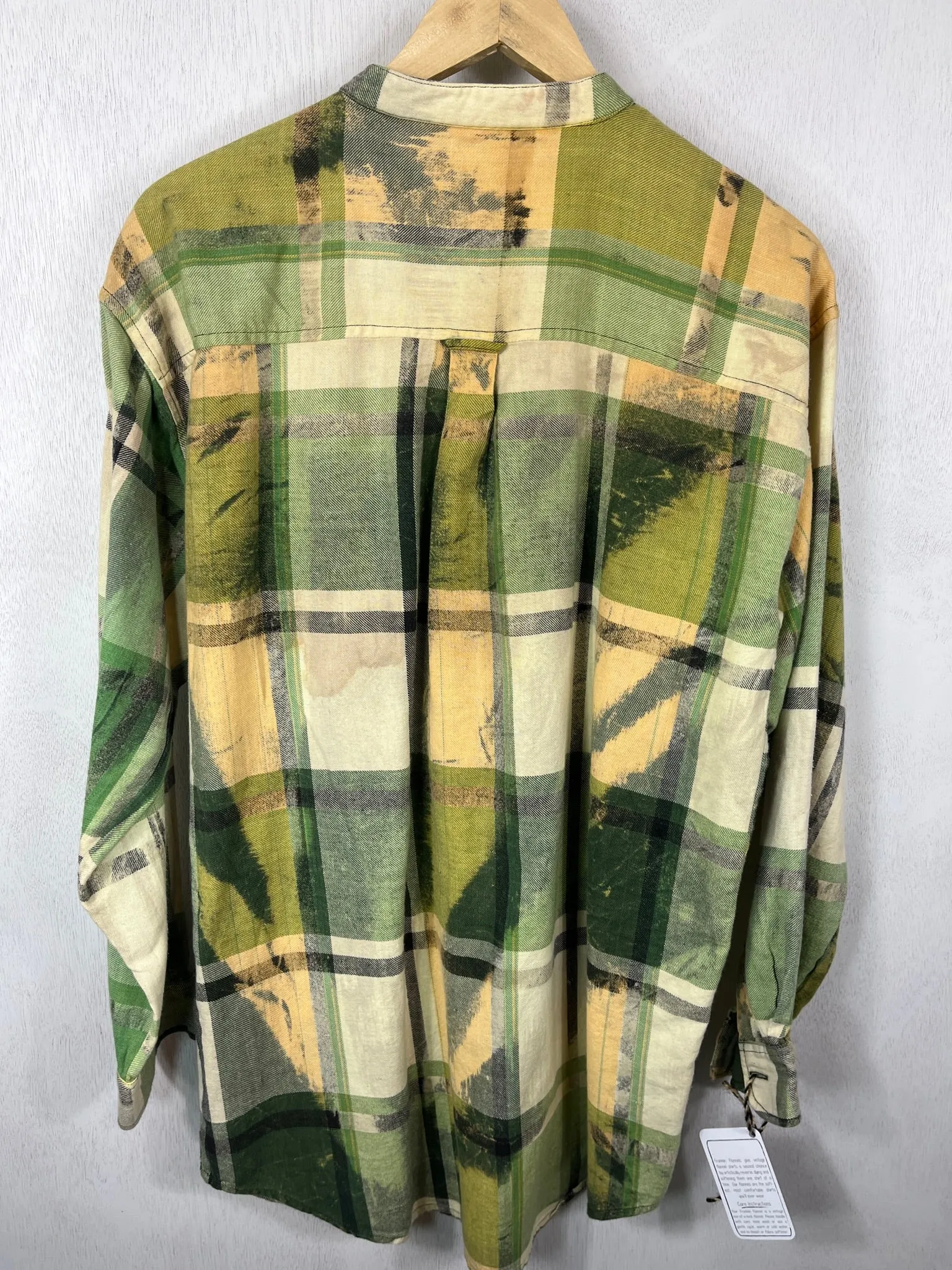 Vintage Green, Gold, White and Black Flannel Size XL