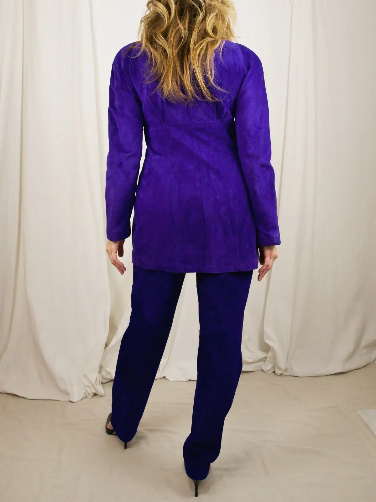 Vintage Ultraviolet Suede Set