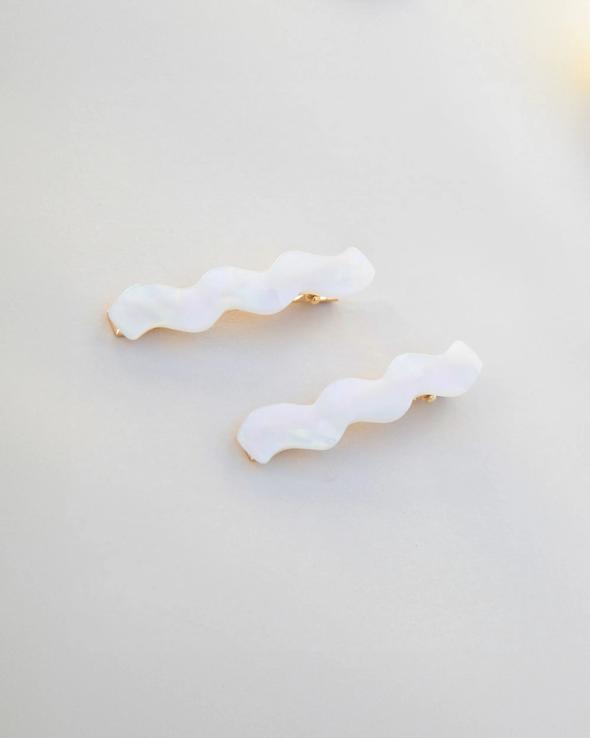 Wavy Barrette Set - Pearlescent