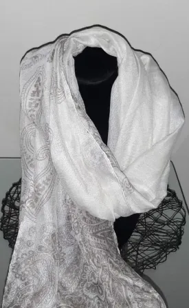 White & Beige Scarf