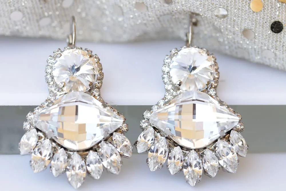 WHITE WEDDING EARRINGS