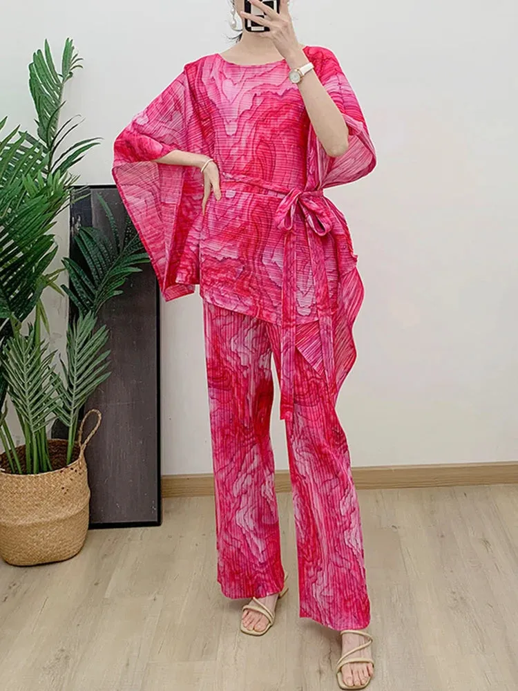 Women's 2-Piece Watercolor Pleated Pants Set