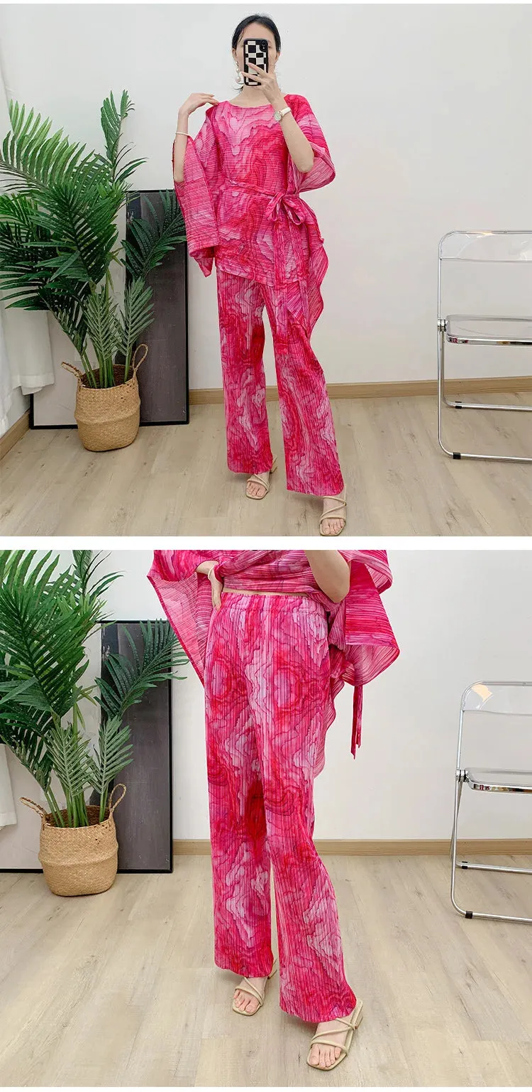 Women's 2-Piece Watercolor Pleated Pants Set