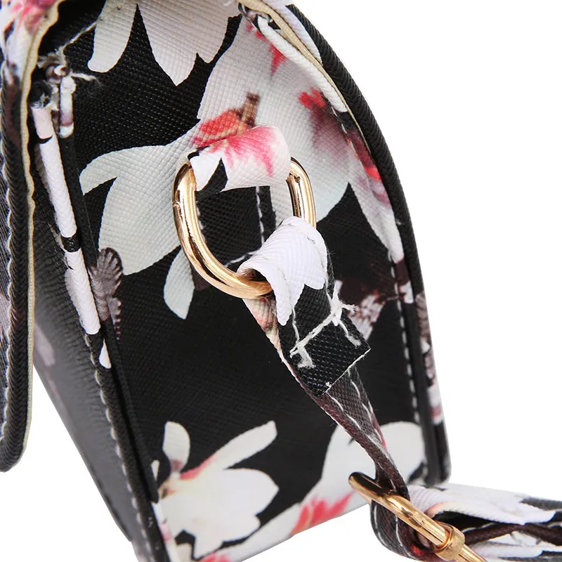 Women's 'Butterflies and Flowers' Small Shoulder Crossbody Bag