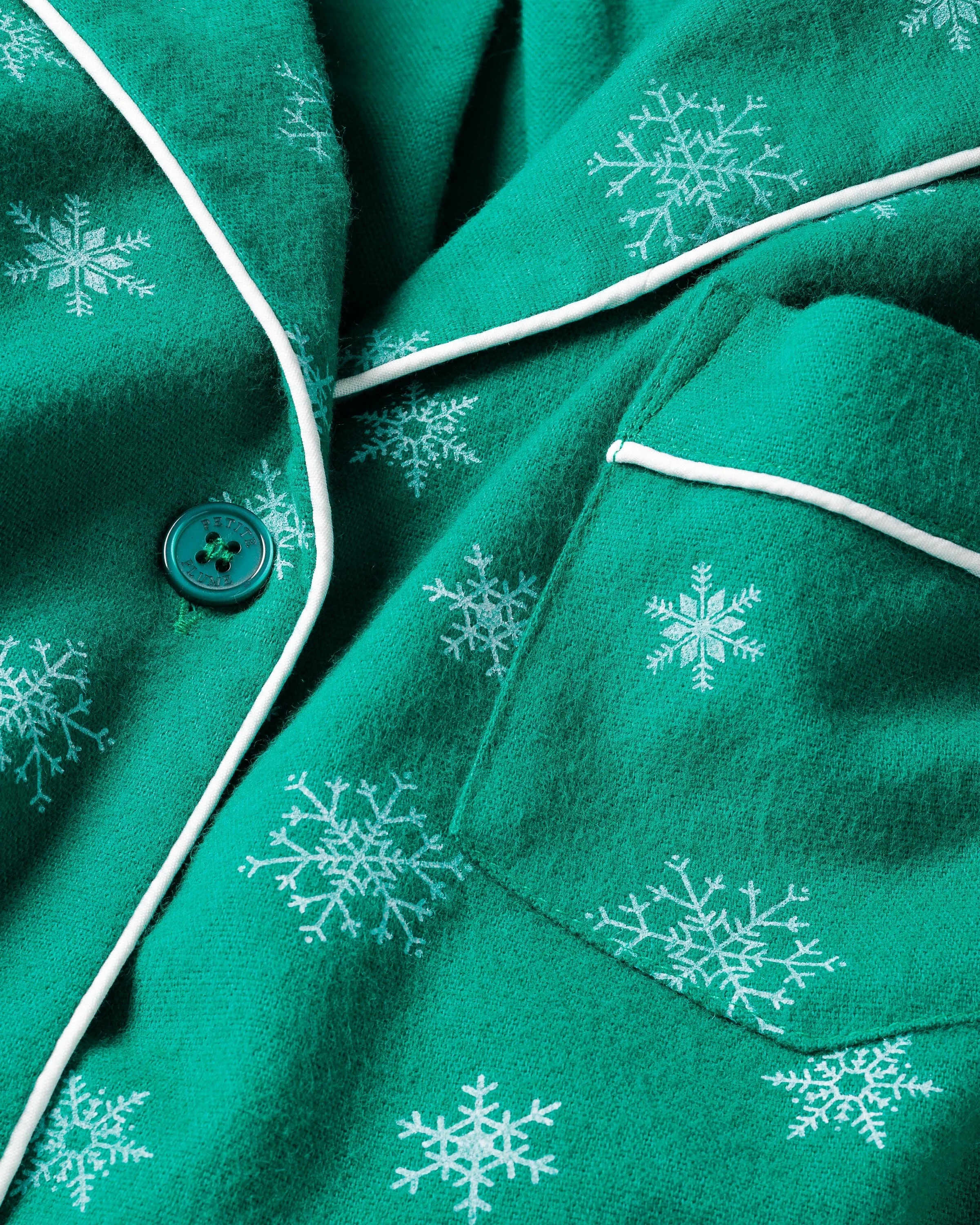 Women's Flannel Pajama Set in Emerald Wonderland