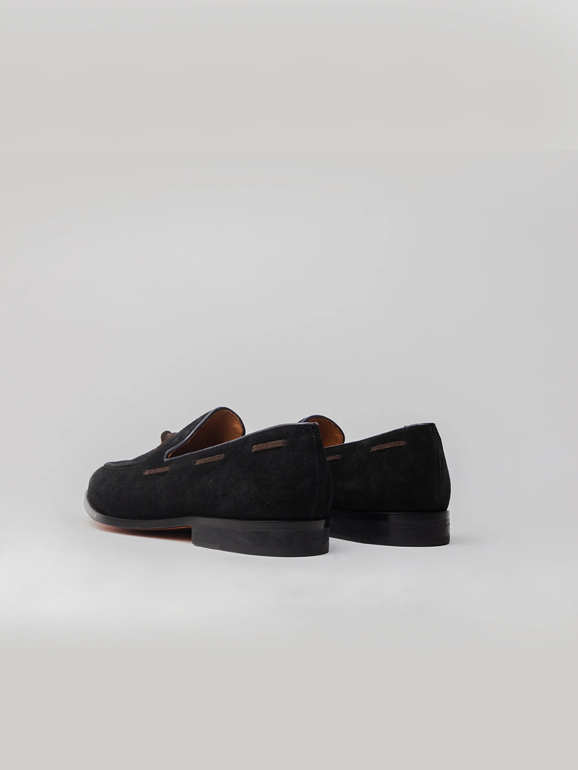 Wyatt Tassel Loafer - Black Suede