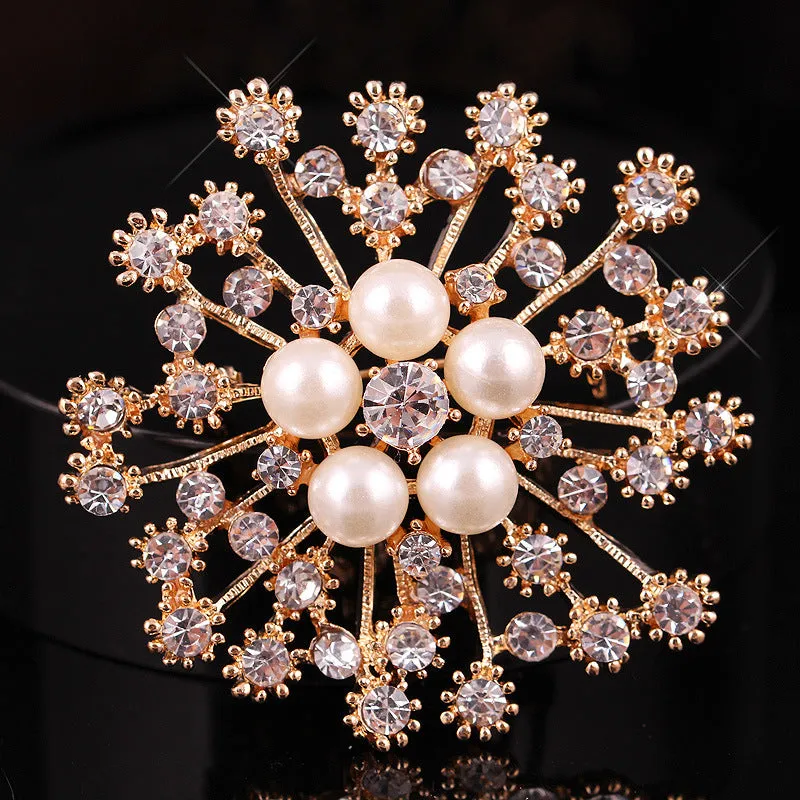 XSB029 - Pearl Flower Brooch