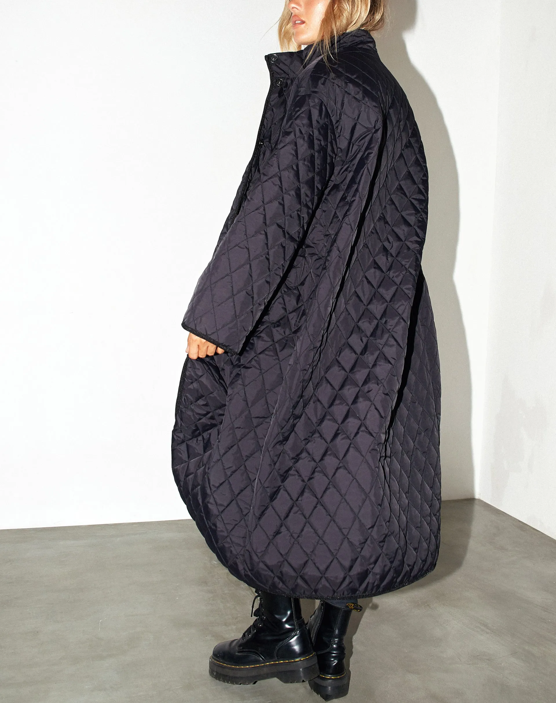 Zaza Coat in Black